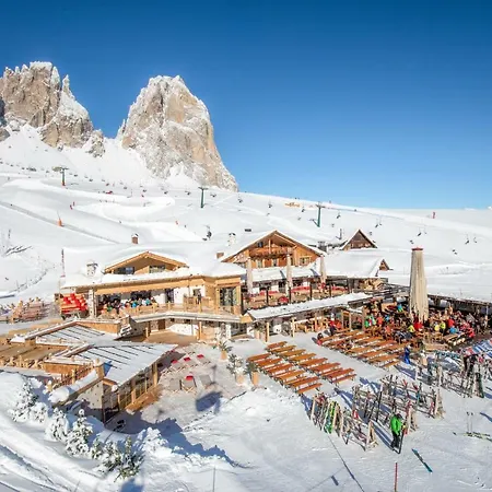 Pensionat Rifugio Salei *