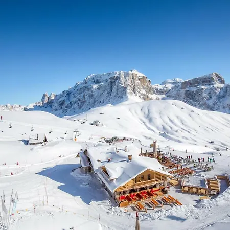 Rifugio Salei Pensionat Canazei